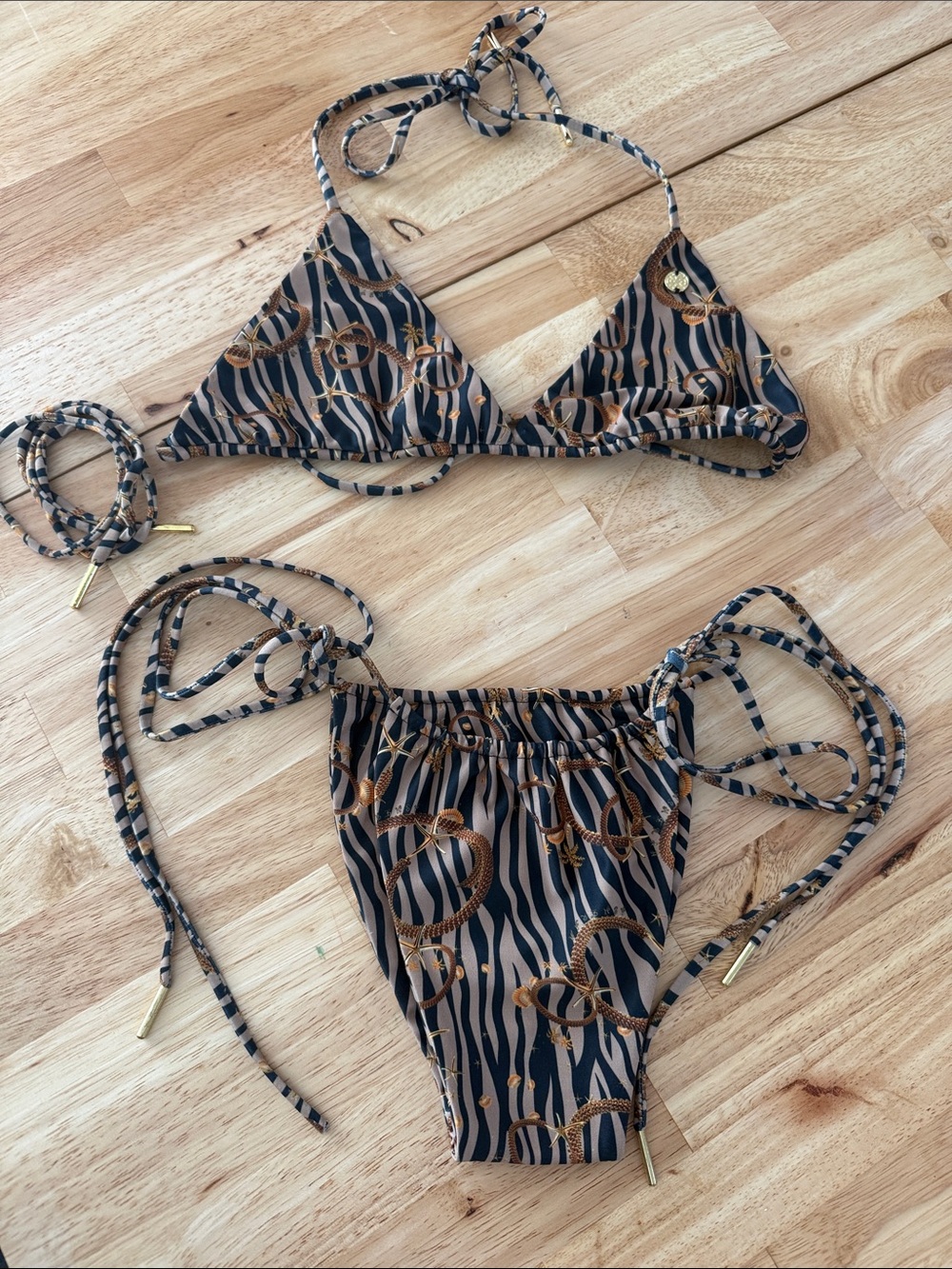 Asherah Swimwear strappy triangle top cheeky bottom bikini set- sz xs